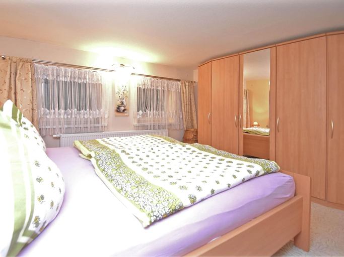 Bedroom 2, Quaint Holiday Home in Elbingerode near Forest, Harz