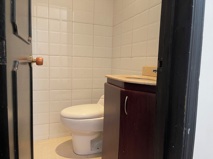 Bathroom 4, A 5 minutos del aeropuerto, Santafé de Bogotá
