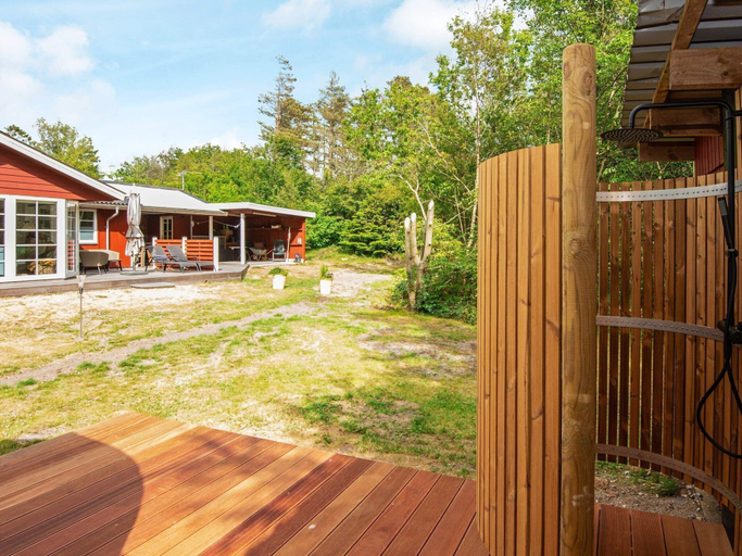 Others 4, Vibrant Holiday Home in Tarm near Sea, Ringkøbing-Skjern