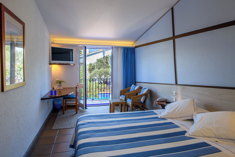 Bedroom 2, Hotel Villa Blaumar, Girona