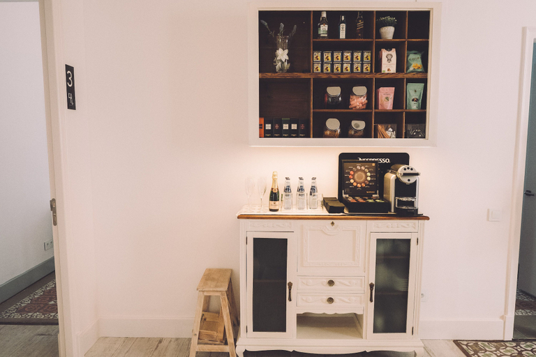 Others 5, L'Hotelet - Casa Padró, Barcelona