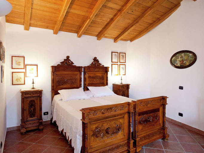 Bedroom 3, Belvilla by OYO Cozy Holiday Home with Pool, Savona