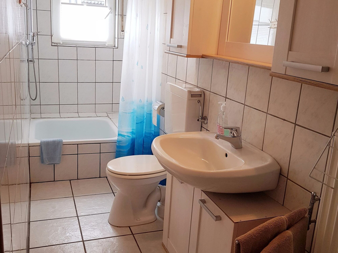 Bathroom 3, Flat Near the ski Area in Medebach, Hochsauerlandkreis
