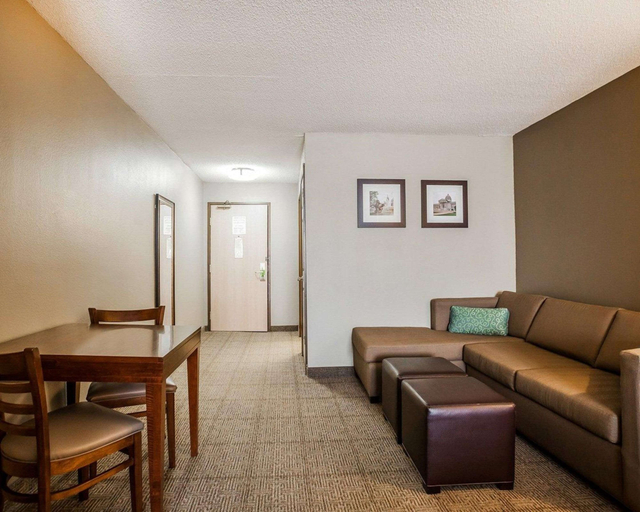 Others 5, Comfort Inn & Suites Moberly, Randolph