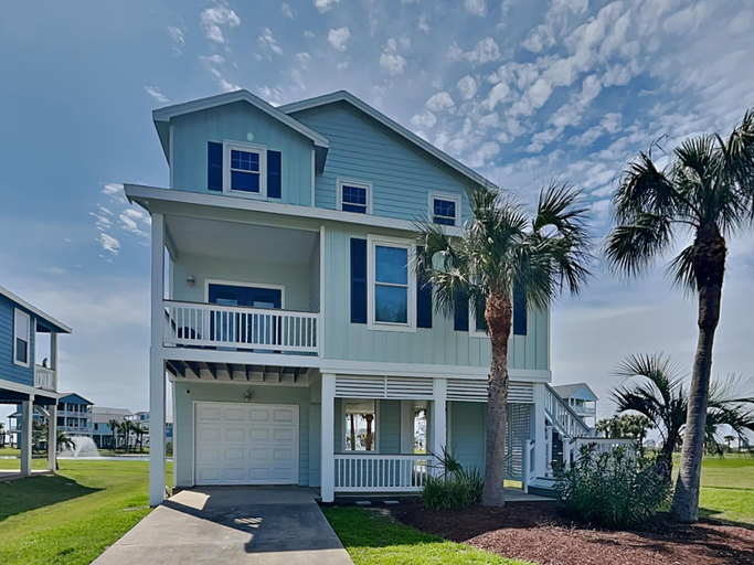 Exterior & Views 1, Mermaid's Cove, Galveston