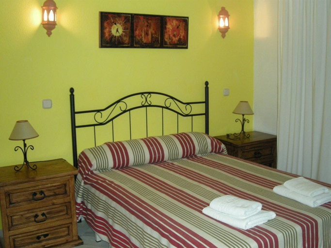 Bedroom 2, Resort Medina del Zoco, Málaga