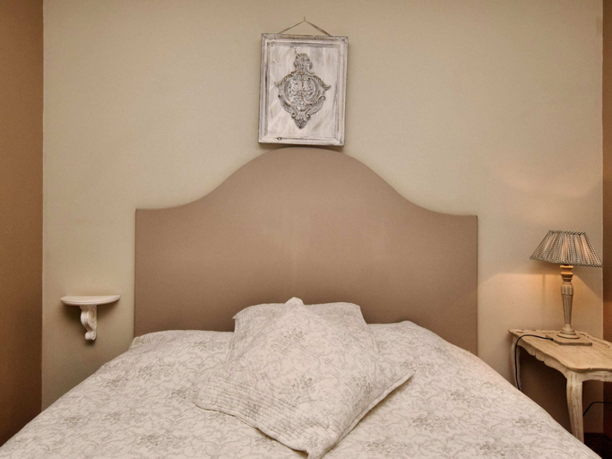 Bedroom 2, Cozy, Authentic and Quiet House, Luxembourg