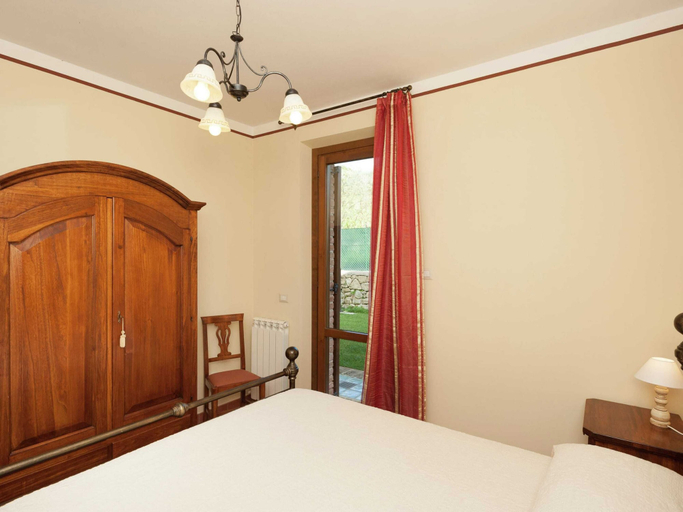 Bedroom 3, Belvilla by OYO Timo, Perugia