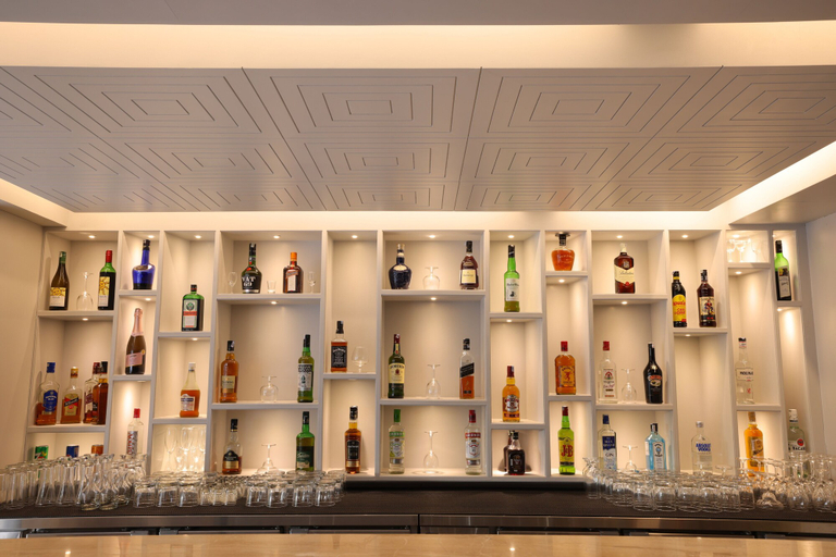 Food & Drinks 5, The Sea View, Dakshina Kannada