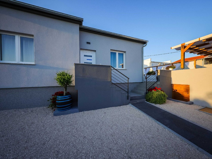 Exterior & Views 2, Holiday Home With Private Swimming Pool, Jasenice