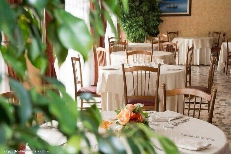 Food & Drinks 5, Hotel Corallo, Cosenza