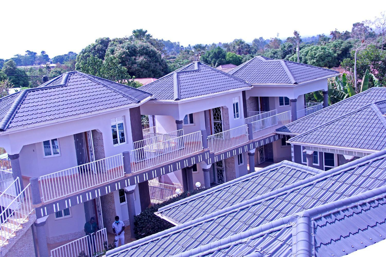 Exterior 11