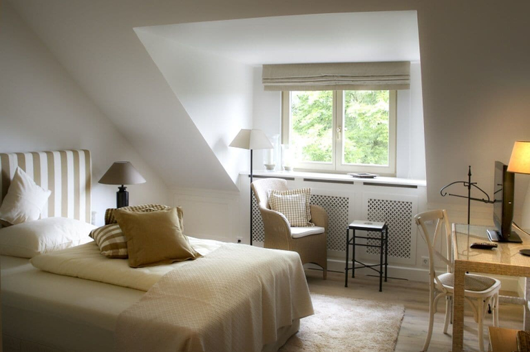Bedroom 3, Gerber Park Hotel, Göppingen