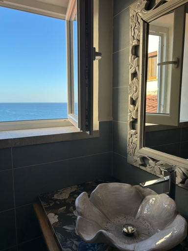 Bathroom 2, B&B Casa CamiLory, Cosenza