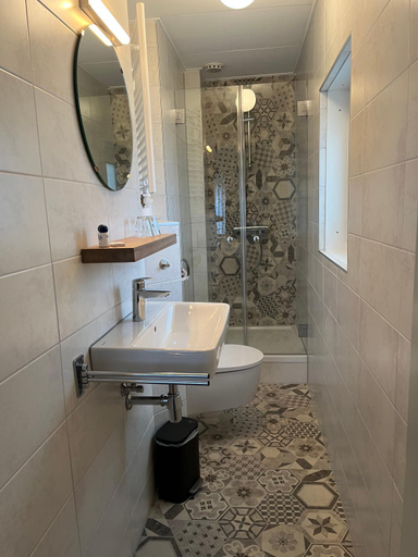 Bathroom 4, Hotel Heijenrath, Gulpen-Wittem