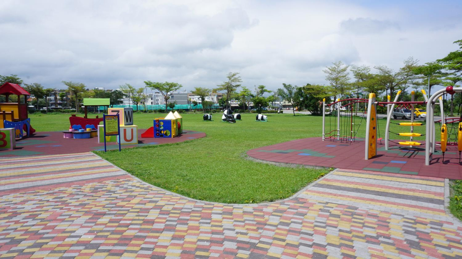 Others 1, Warm Home, Taitung