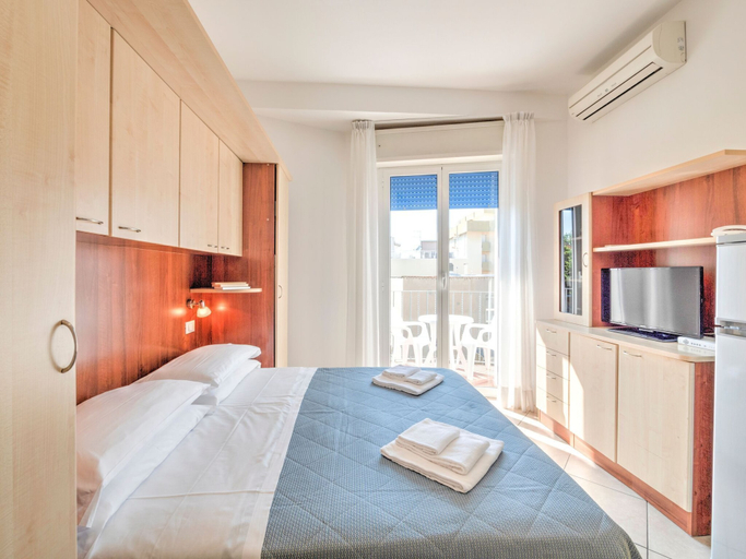 Bedroom 3, Modern Apartment in Rimini With Balcony, Rimini