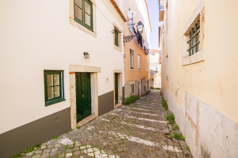 Exterior & Views 2, Nomad s Castel Lisbon - 1bdr The Reader, Lisbon