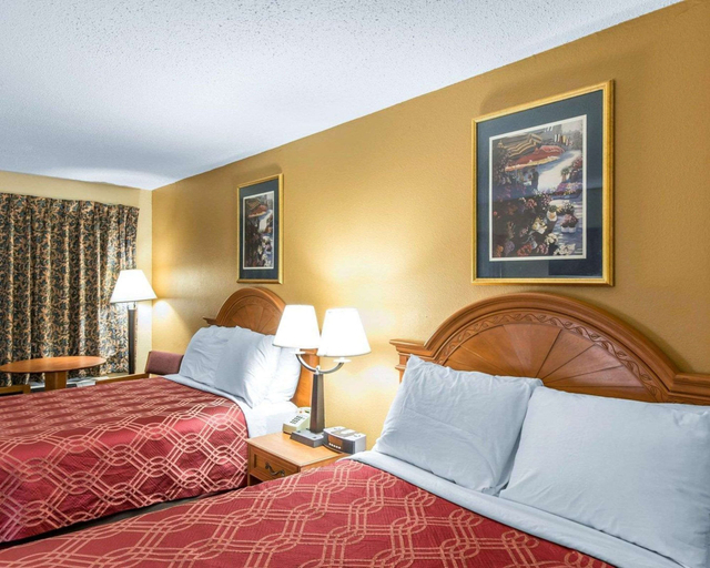 Bedroom 3, Econo Lodge Dalton West, Whitfield