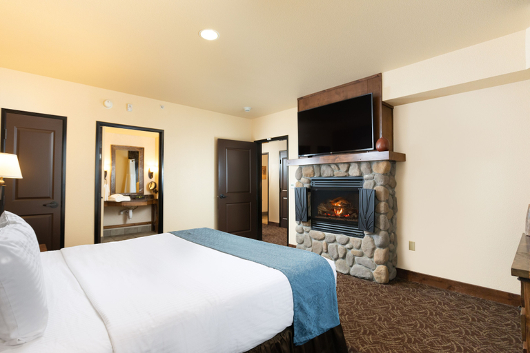 Bedroom 2, Colusa Casino Resort, Colusa