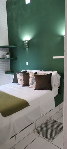 Bathroom 3, La Luna, Paracuru