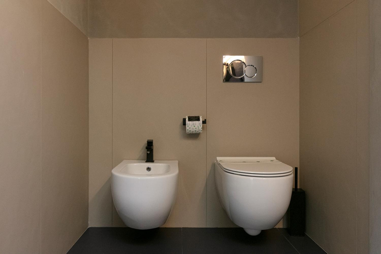 Bathroom 1, Brigida 103, Campobasso