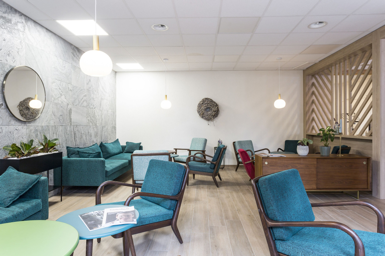 Others 5, B&B Hotel Rothrist Olten, Zofingen
