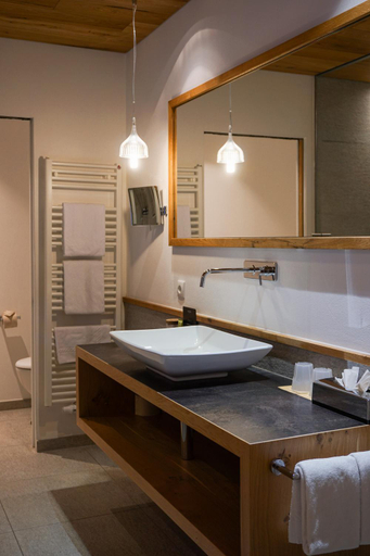 Bathroom 4, Boutiquehotel Friedrich, Bolzano