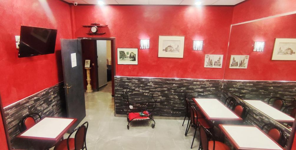 Food & Drinks, Hotel Moderne, Seine-Saint-Denis