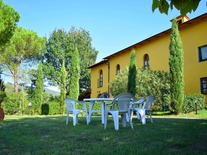 Exterior & Views 2, Farmhouse in Vincis time capsule, Florence