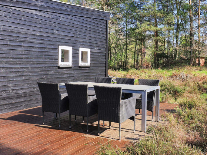 Others 4, 5 Star Holiday Home in Hadsund, Mariagerfjord