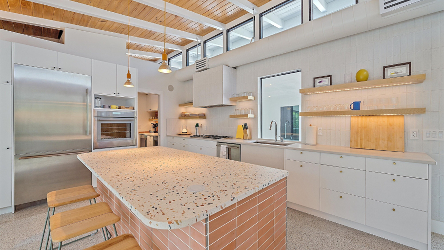 Others 5, The Windward House 3 Bedroom Home by RedAwning, Sarasota