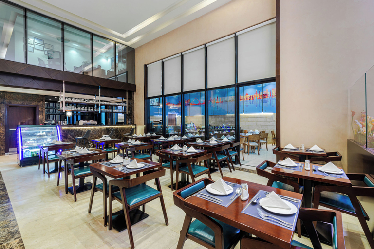 Food & Drinks 5, Sulaf Luxury Hotel, Salt