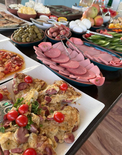 Food & Drinks 5, NH Nizami Hotel, Baku