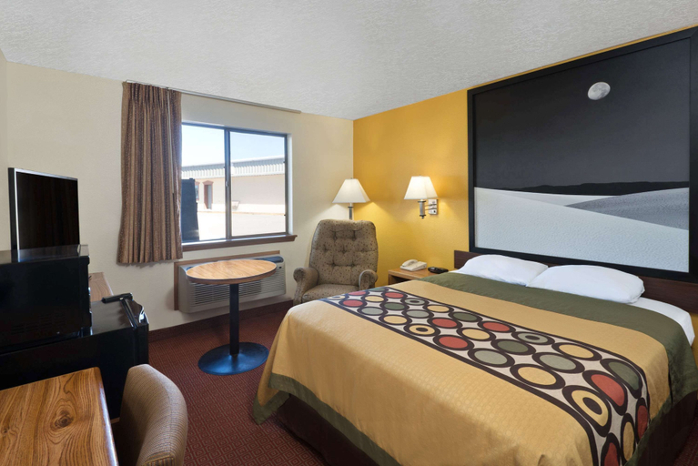 Bedroom 3, Super 8 by Wyndham Alamogordo, Otero