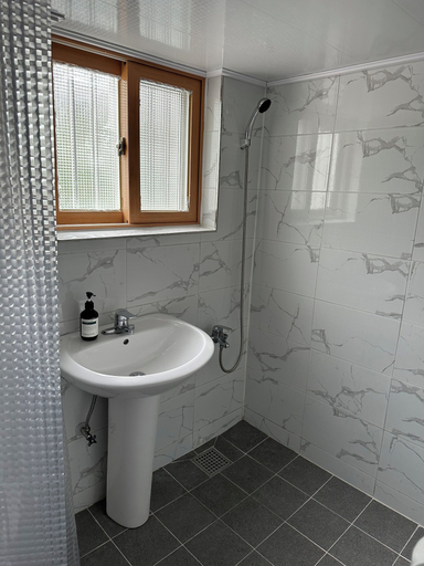Bathroom 3, blackkoi stay, Haeundae