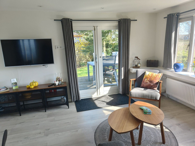 Living room 3, Quaint Holiday Home in Garderen With Fenced Garden, Barneveld