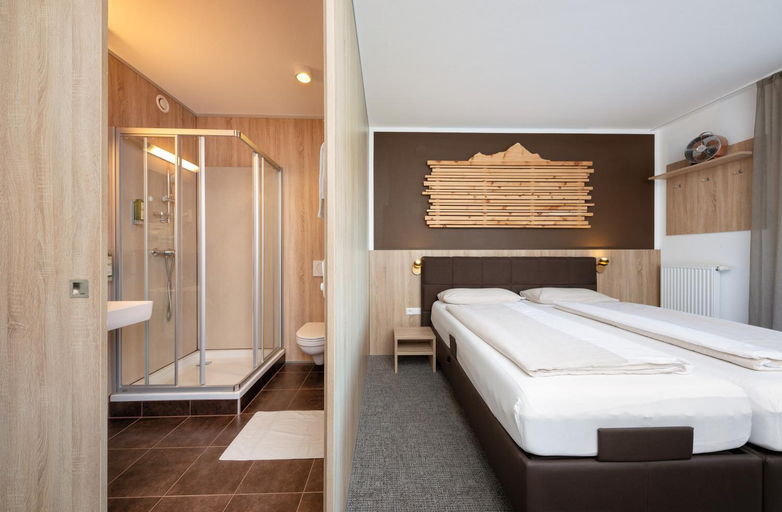 Bedroom 2, Fairhotel Hochfilzen B&B, Kitzbühel