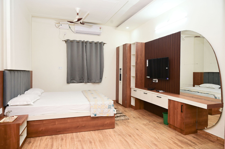 Bedroom 3, Green Park, Varanasi