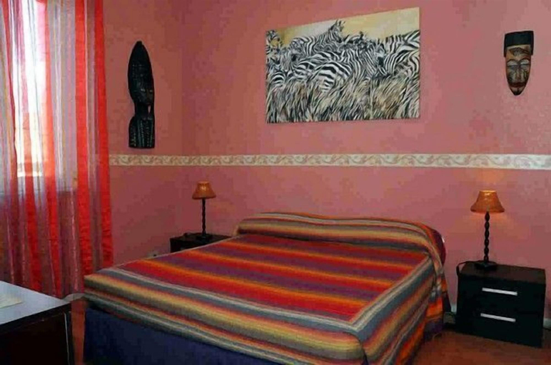 Bedroom 2, When in Rome Accommodation, Rome