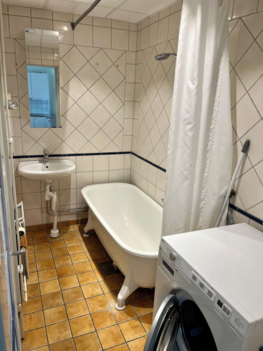 Bathroom 3, Skeppsdockans Camping & Vandrarhem, Söderköping