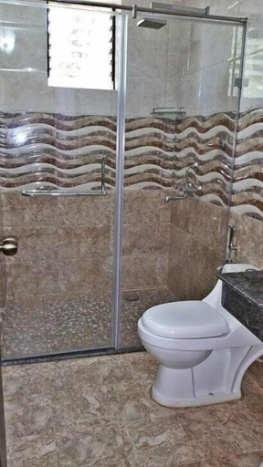 Bathroom 3, Sea View Resort, North Goa
