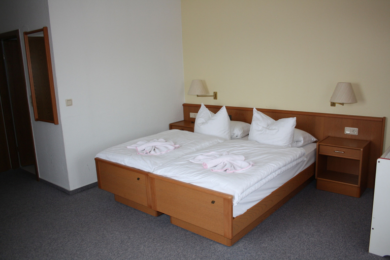 Bedroom 2, Hotel zur Hoffnung, Nordhausen