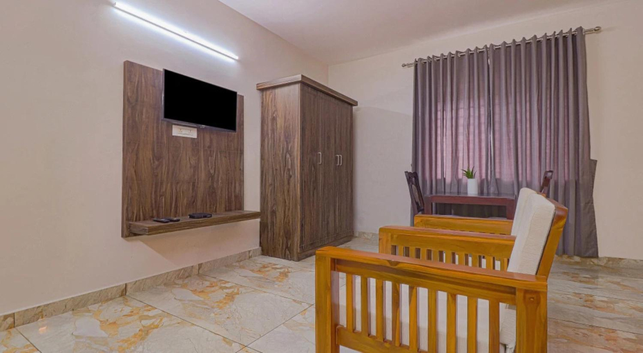Others 5, Oryx Homes, Ernakulam