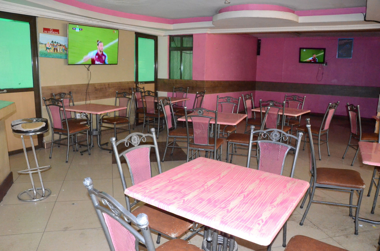 Food & Drinks 4, Starehe link hotel, Starehe