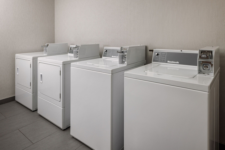 Bathroom 4, Fairfield Inn and Suites by Marriott Kelowna, Central Okanagan