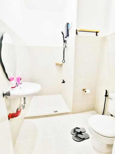 Bathroom, Aashvi Cozy Cabin, Lapu-Lapu City
