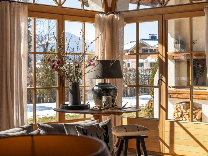 Others 3, Exclusive Tyrolean Chalet Near Ski Lifts, Kitzbühel