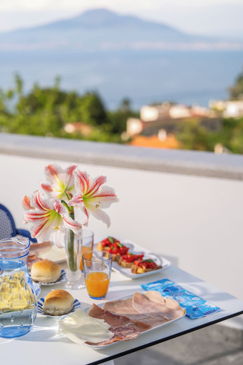 Food & Drinks 5, Villa Azzurra, Napoli