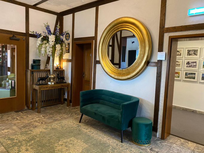 Public Area 2, Boutique Hotel Restaurant Hollerather Hof, Euskirchen